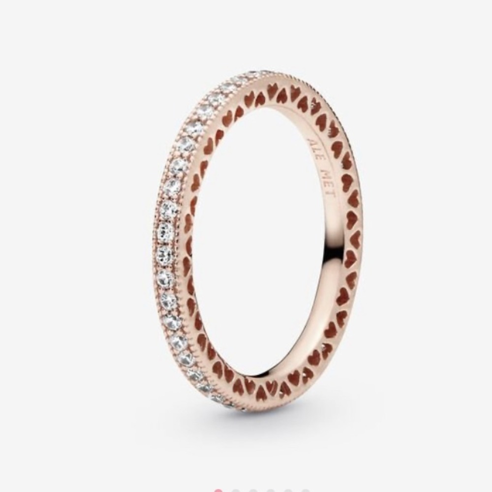 Sparkle and Hearts Pandora ring